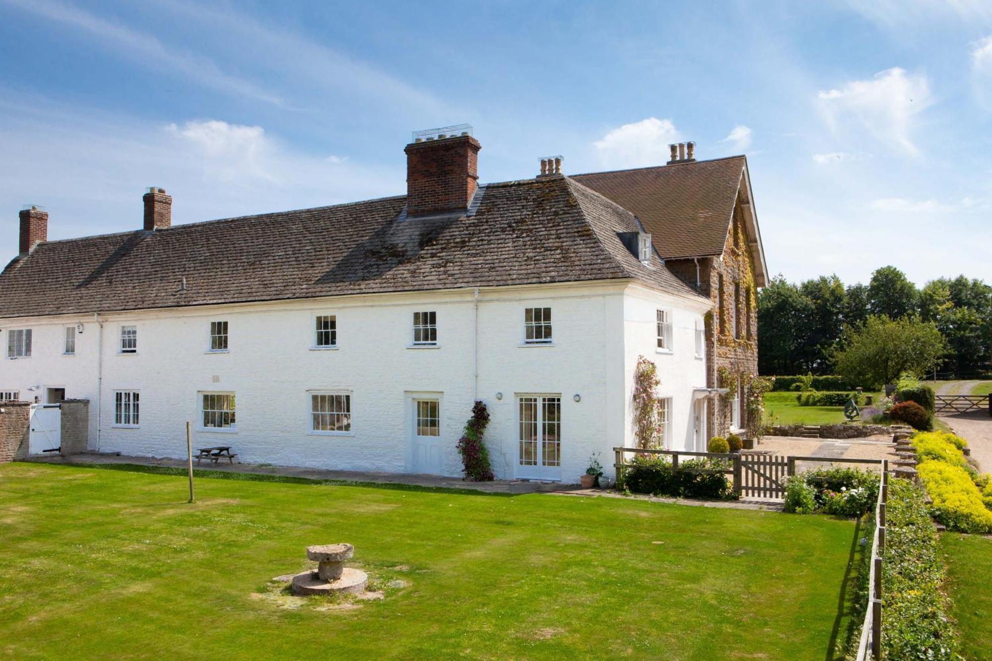 Overtown Manor Bed And Breakfast Swindon Exterior foto