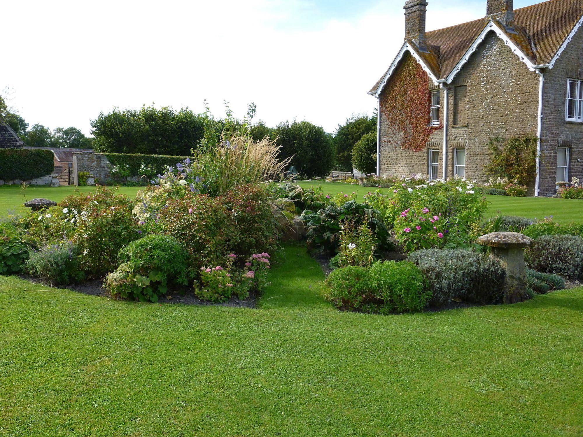 Overtown Manor Bed And Breakfast Swindon Exterior foto